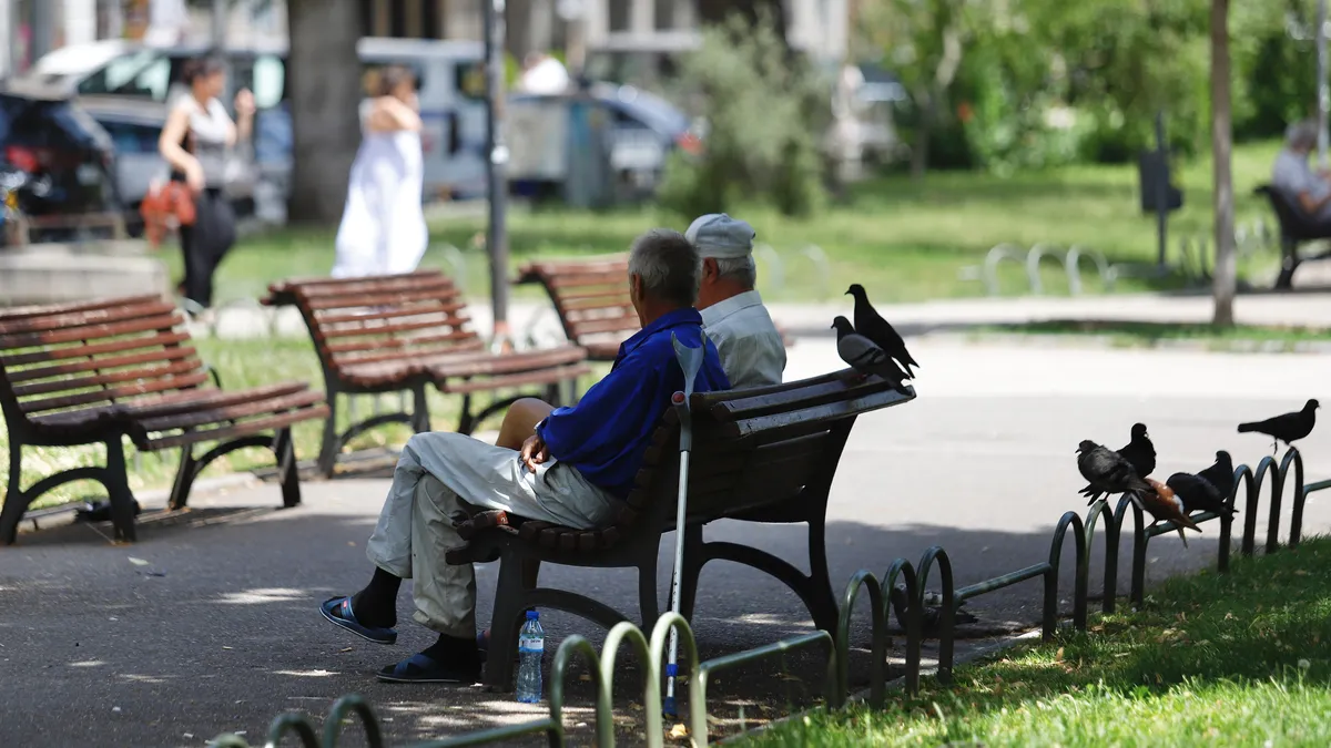 Топъл и слънчев Димитровден 