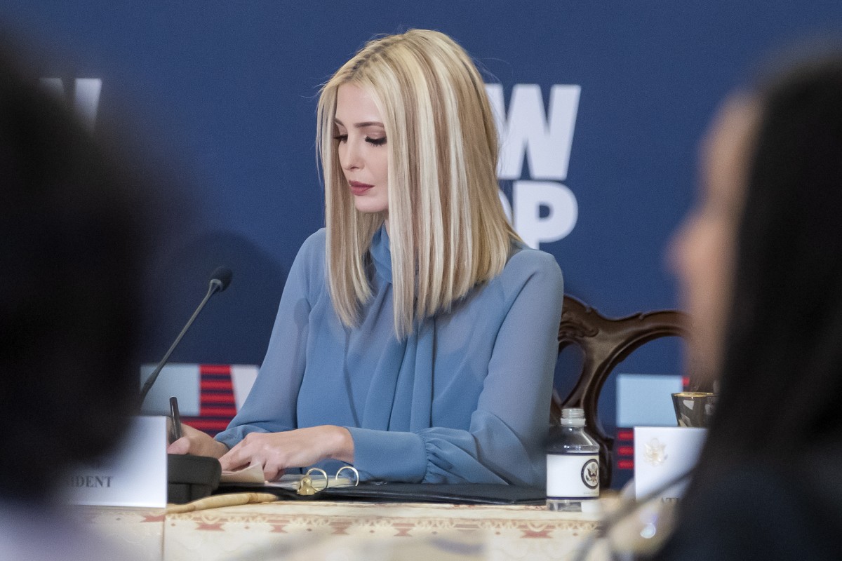 Осмяха новата прическа на Иванка Тръмп