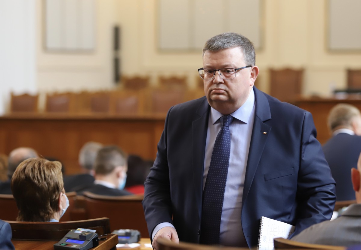 Цацаров: Работата на КПКОНПИ няма да се промени, ако тя се назначава от президента