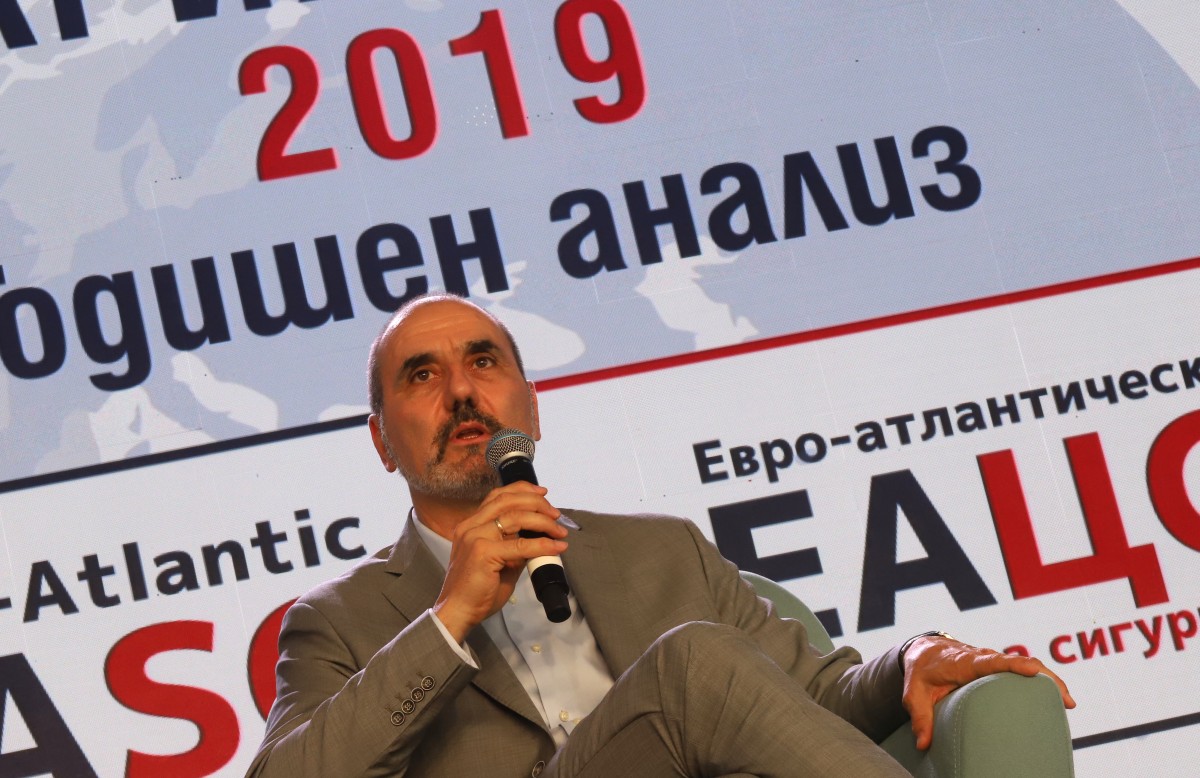 Цветанов: Тези, които търсят провокация в отношенията България-Македония нямат дългосрочен хоризонт