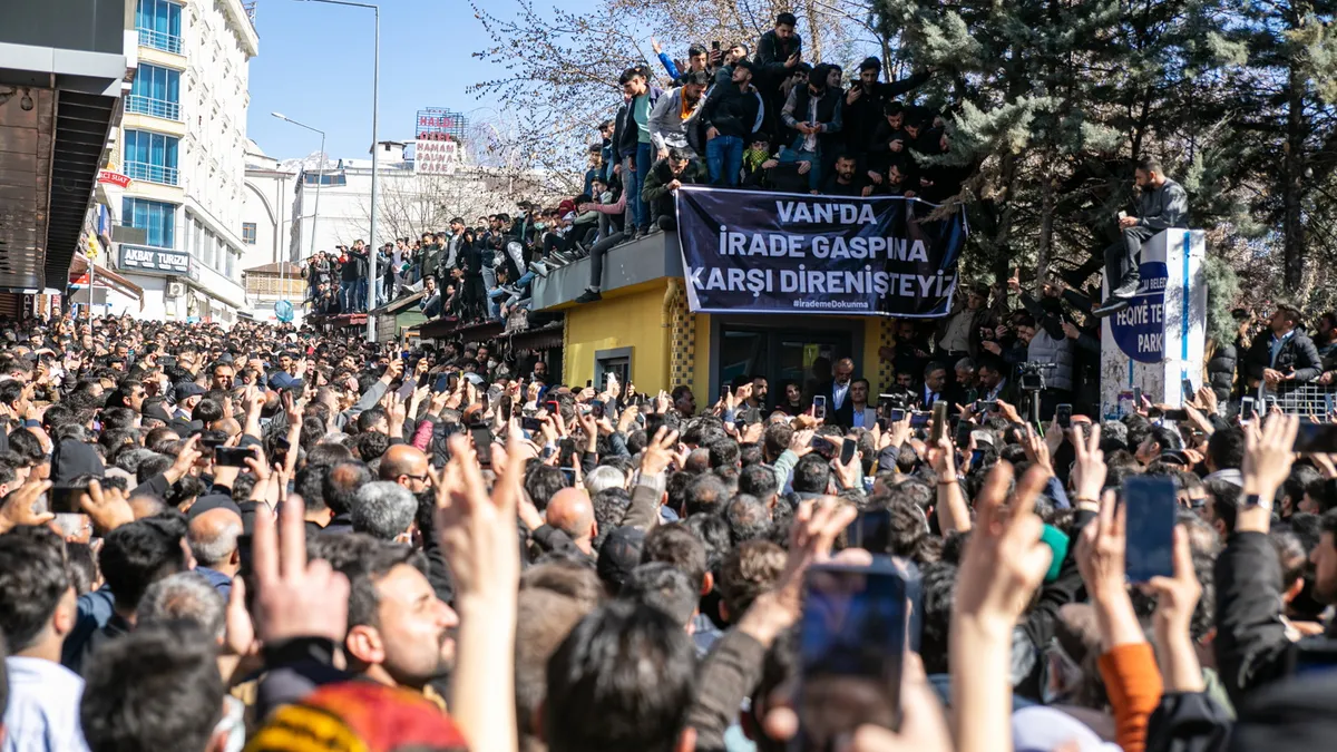 Турската Народнорепубликанска партия проведе огромен митинг в истанбулския квартал Башакшехир