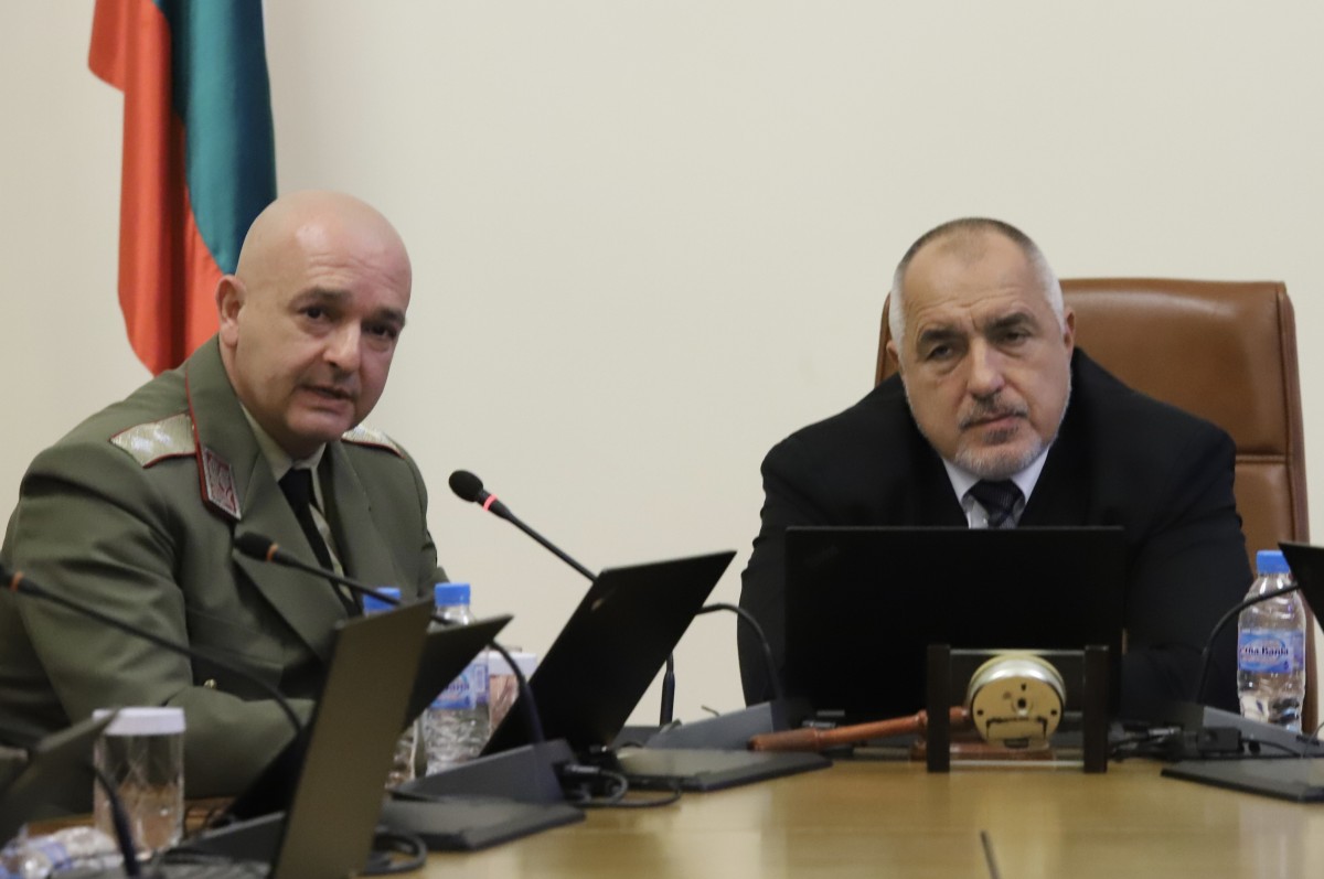 Участваме във всички разработки като инвеститор, България ще има 12-13 милиона ваксини за над половин млрд. лв.