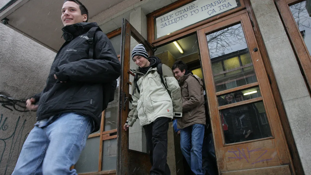 Учениците в Гурково също ще имат 16 дни зимна ваканция