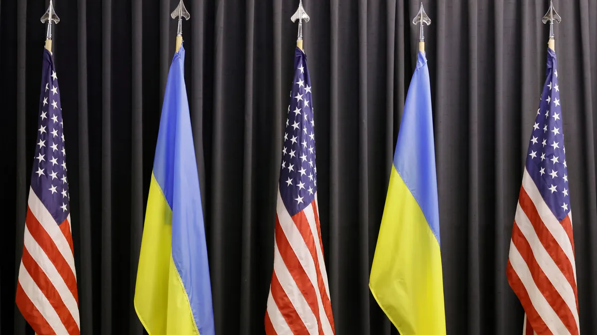 Украинска делегация ще посети САЩ тази седмица за преговори по сделката за металите