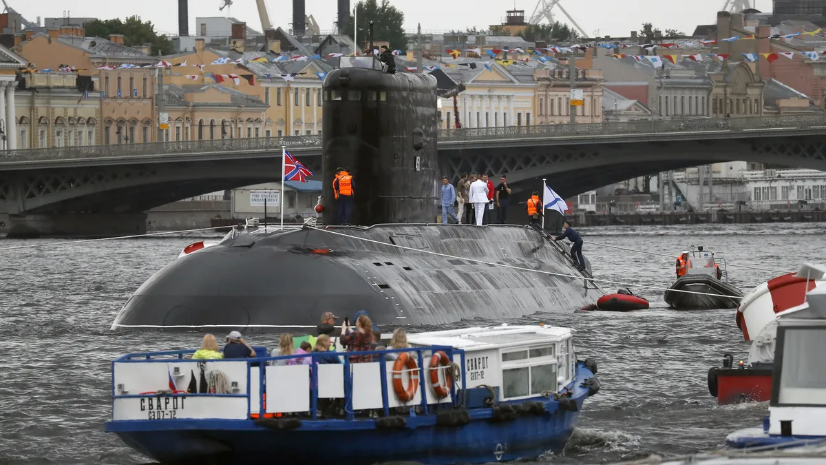 Украинската армия потопи руска подводница в Севастопол