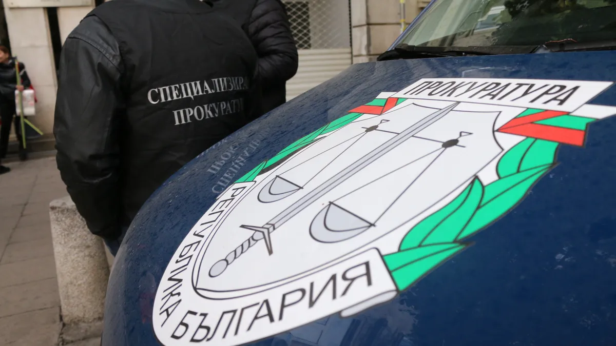В ход е спецакция срещу киберпрестъпленията и разпространението на наркотици сред учениците