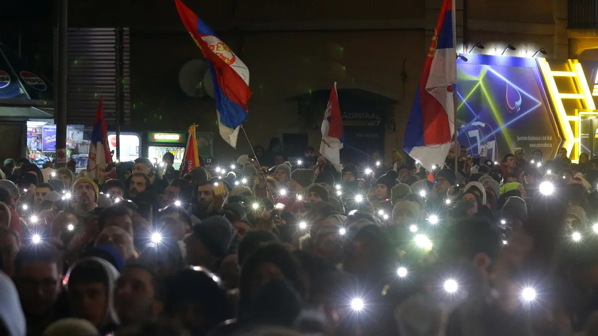 В Нови Сад учредиха Гражданско движение "Солидарност" с цел - преходно правителство