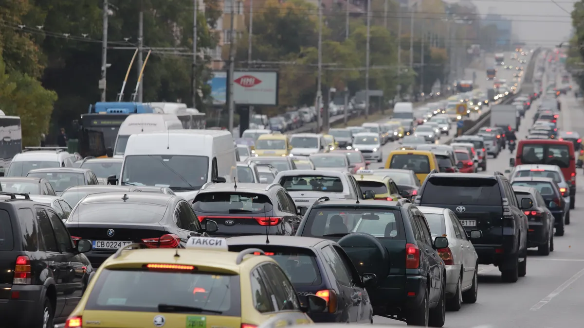 В София има 800 000 автомобила. Само тази година новорегистрираните са 70 000