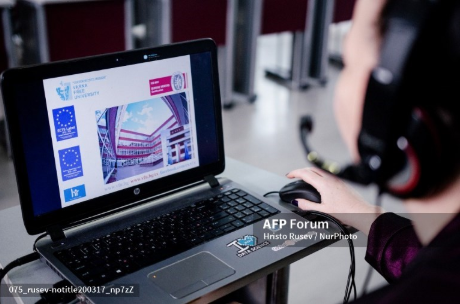 Във Варненския свободен университет стартираха 266 виртуални аудитории
