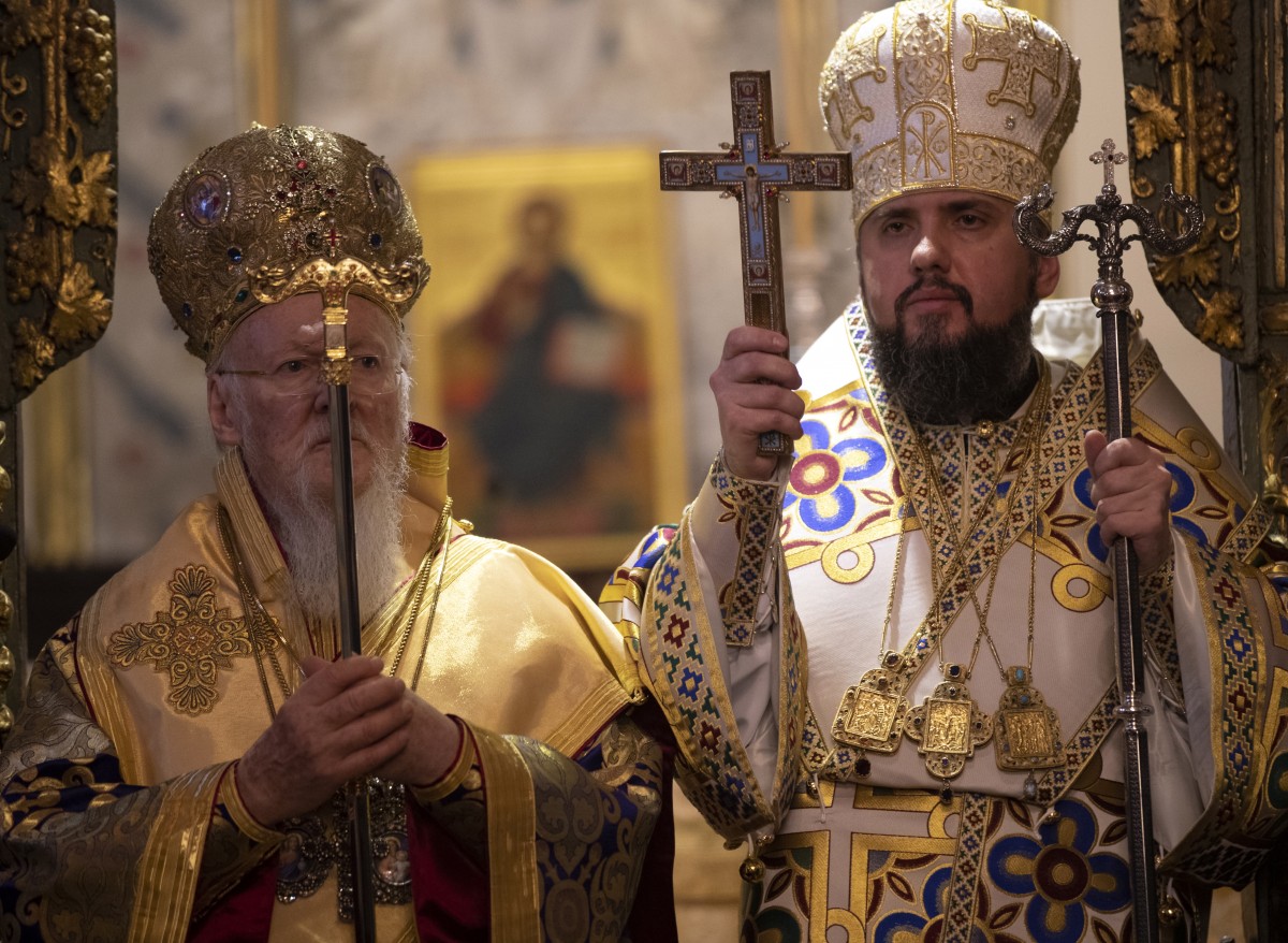 МПЦ задейства процедура за автокефалност, Вартоломей я подкрепя