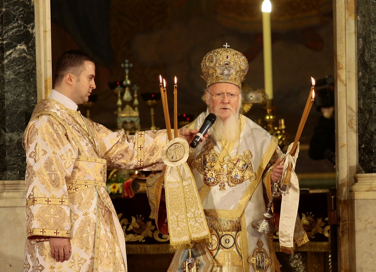 Вартоломей: Ще се ваксинирам, спазвайте задължително мерките