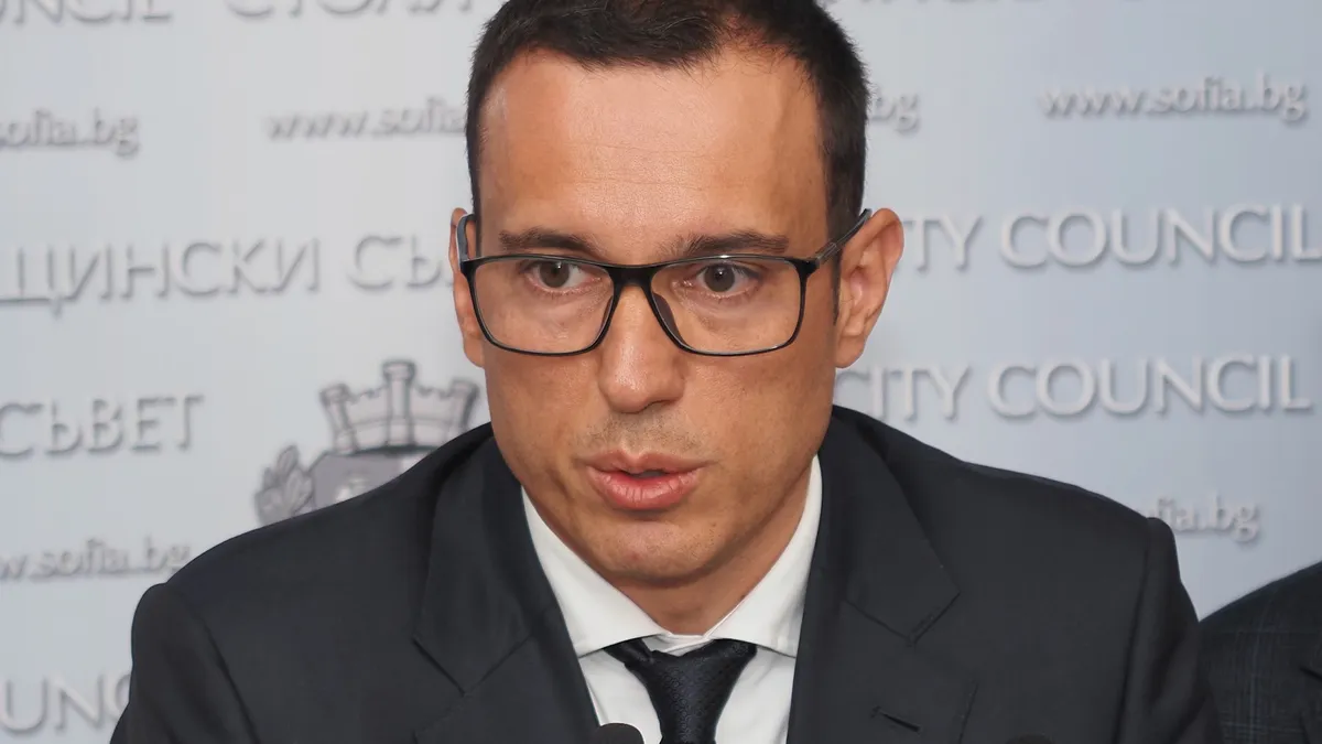 Васил Терзиев: Как осигуряването на подслон на 20 деца-бежанци е непосредствена опасност за София?