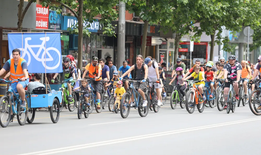 Велосипедисти: Искаме да се придвижваме спокойно, не да се борим за всеки метър на пътя