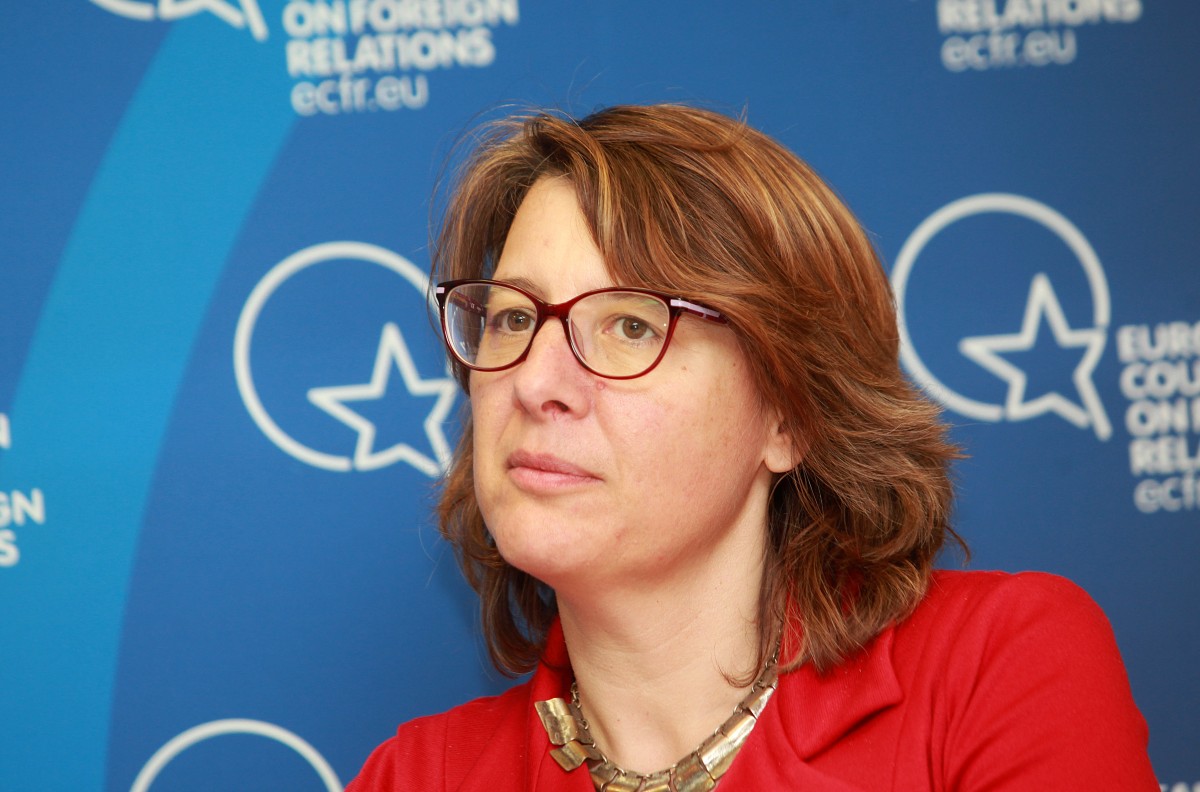 Весела Чернева: Американците искат стабилна демокрация, а Тръмп е заплаха за нея
