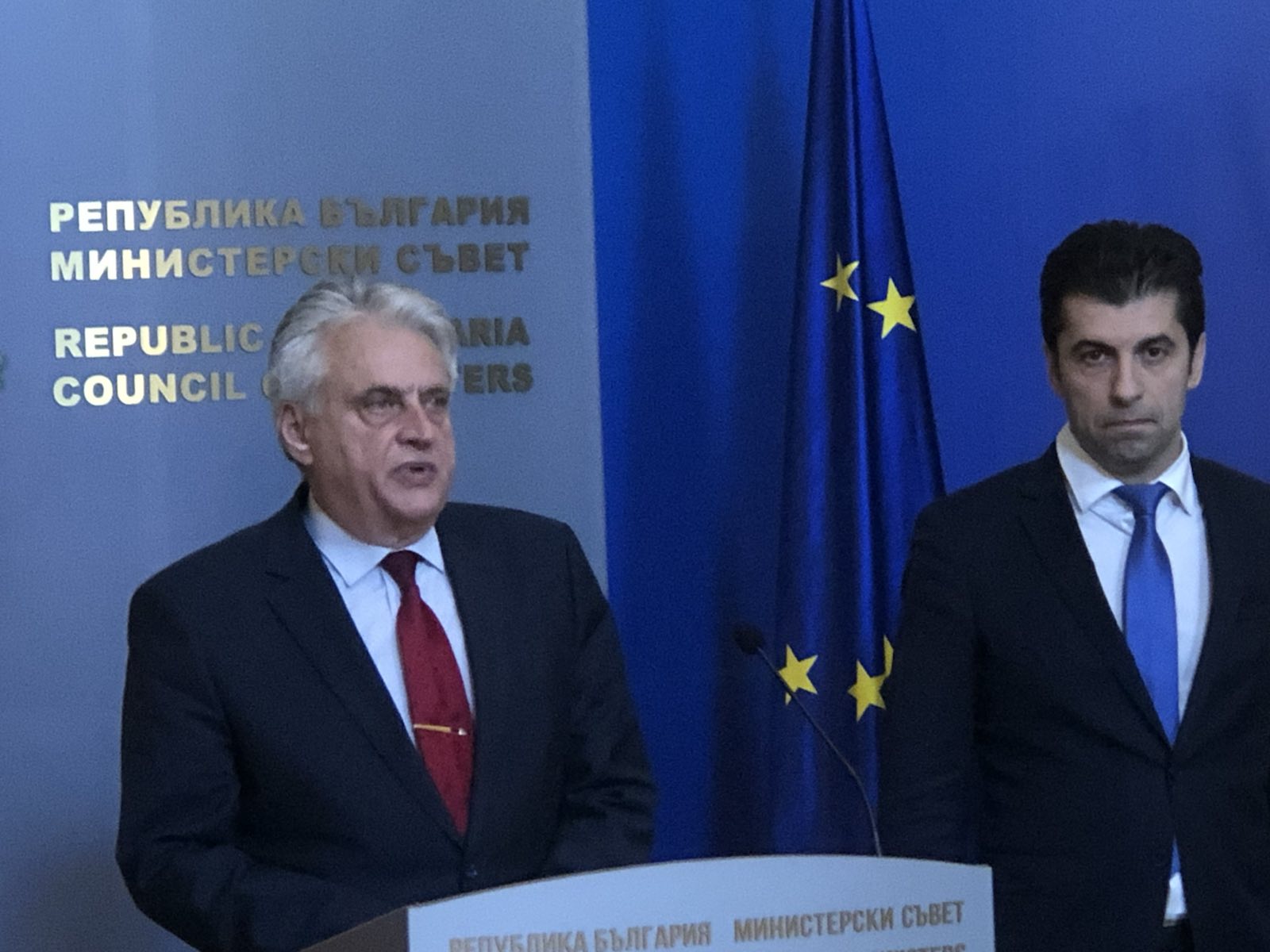 Петков: В България няма независима прокуратура; Рашков: Тя смачка труда на цяло звено в МВР