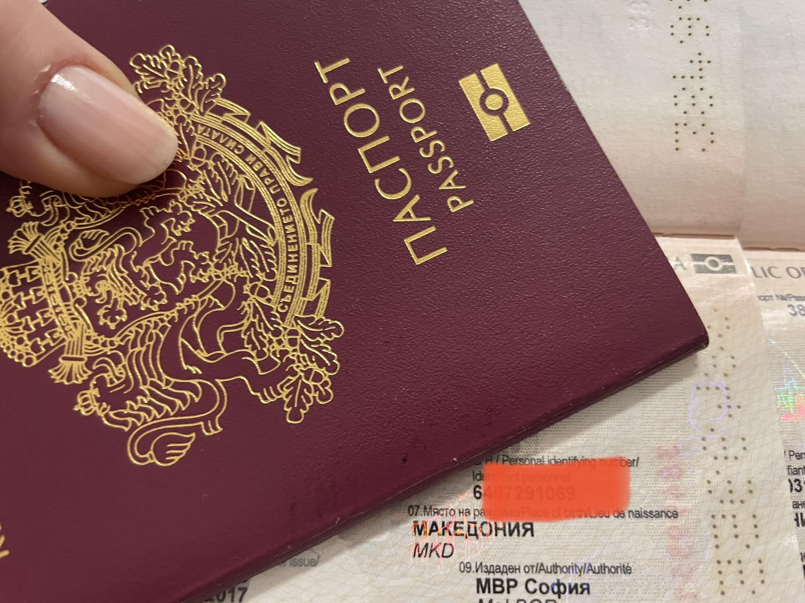 Кабинетът "Петков" напълно блокира българското гражданство за македонци, Гълъб Донев дължи обяснение