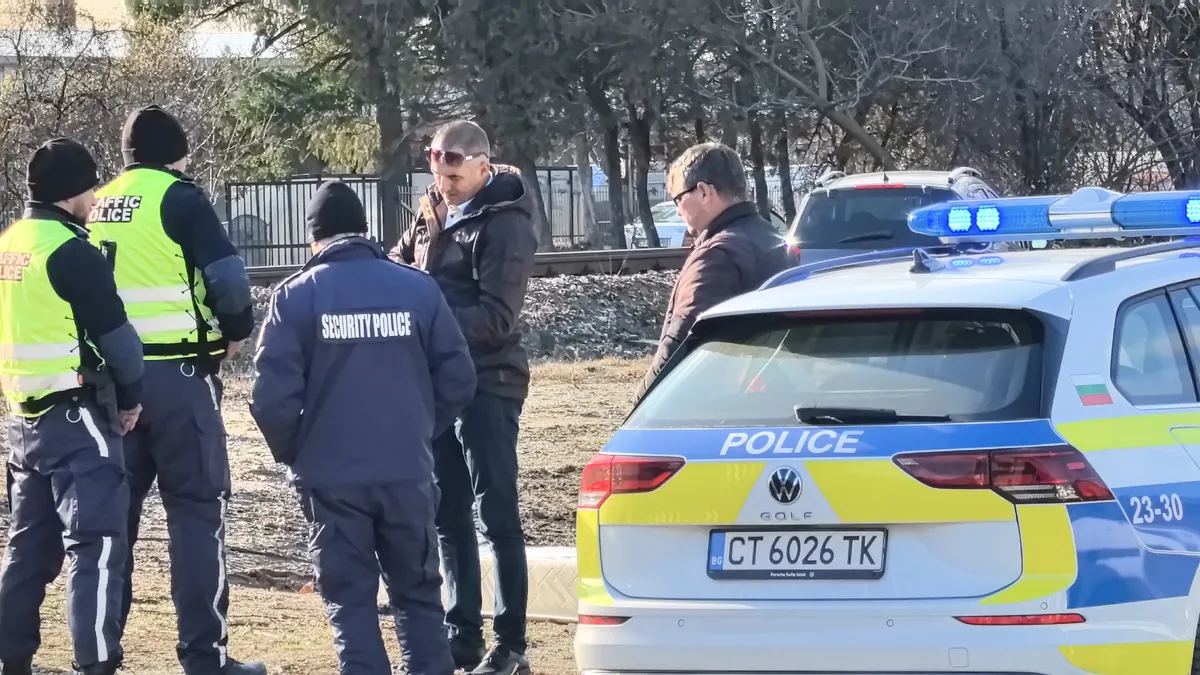 Влак блъсна жена на неохраняем жп прелез в Казанлък