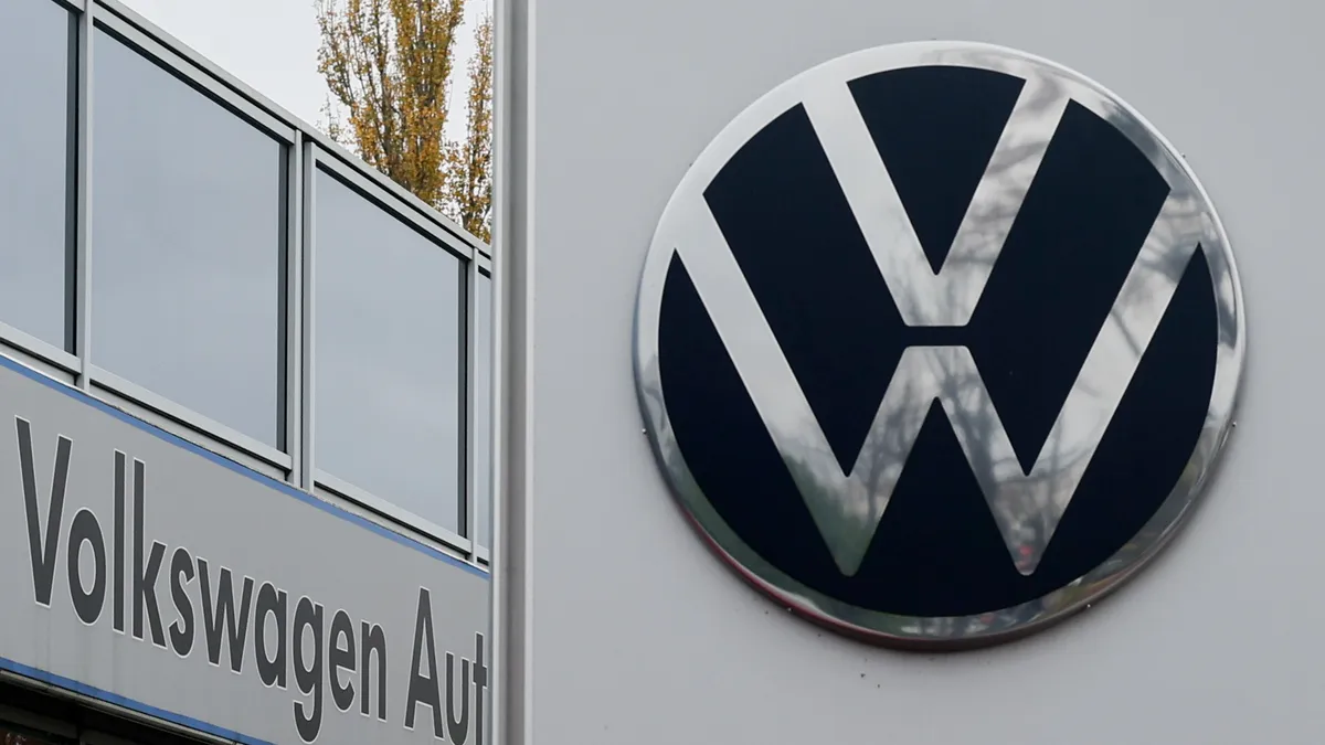 Volkswagen инвестира 5,8 млрд. долара в конкурента на Tesla Rivian