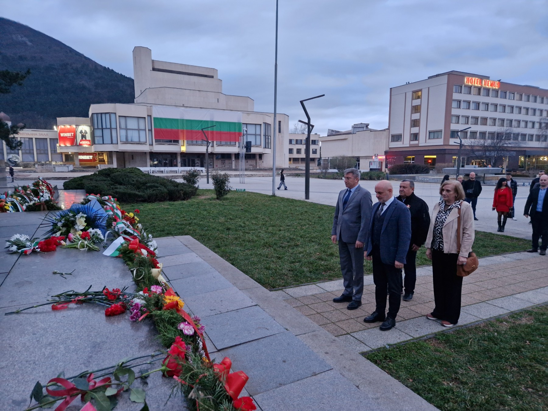 Карадайъ: В кризисни времена ДПС действа отговорно. България има нужда от коалиция