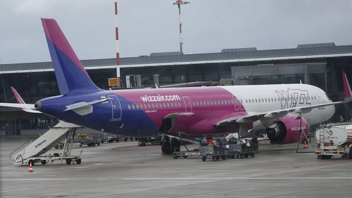 Wizz Air ще прекрати полетите от Абу Даби заради регионална нестабилност
