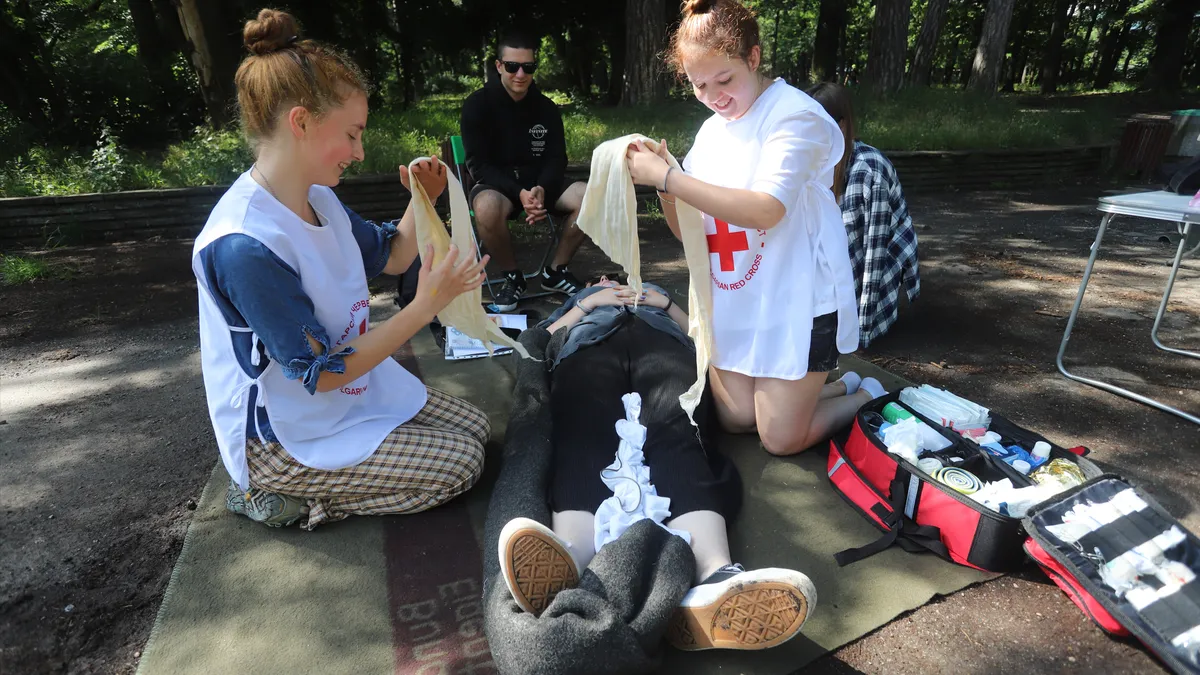 XXXII Национално състезание на ученическите екипи по първа помощ на БМЧК
