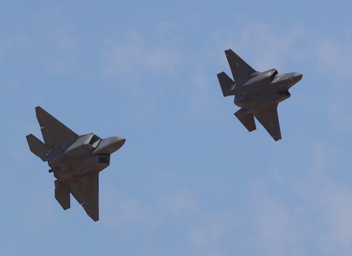 Японски F-35 изчезна над Тихия океан