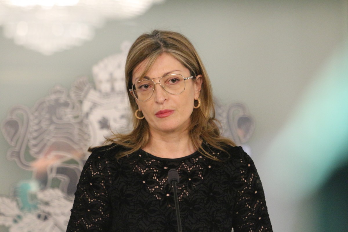 Захариева: По света се говори за български модел