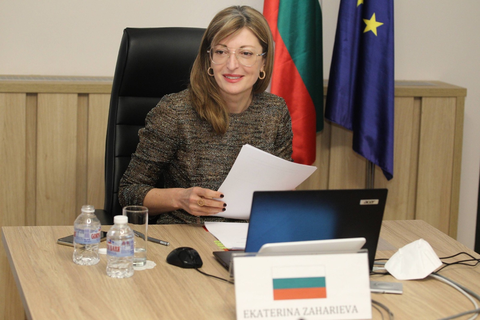 Захариева: Спрете дезинформационните кампании от Западните Балкани срещу държави от ЕС