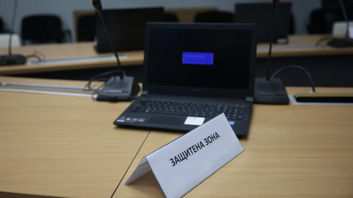 Започна процедурата по доверено изграждане на софтуера на машините за гласуване
