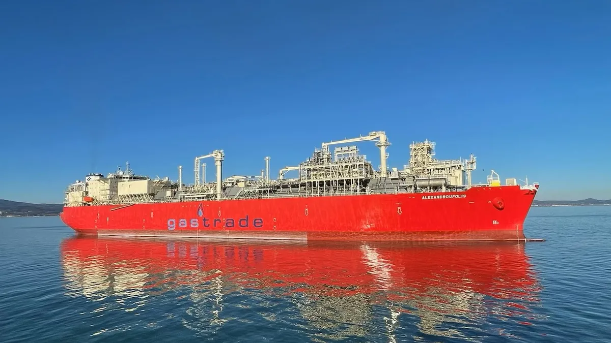 Започна търговската експлоатация на терминала за втечнен газ в Александруполис