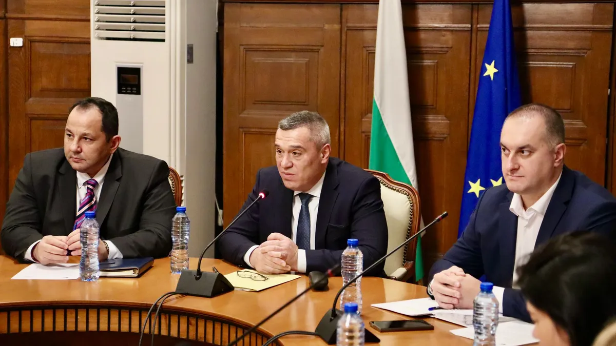 Започва изплащането на над 200 млн. лв. на земеделци по "украинската помощ"