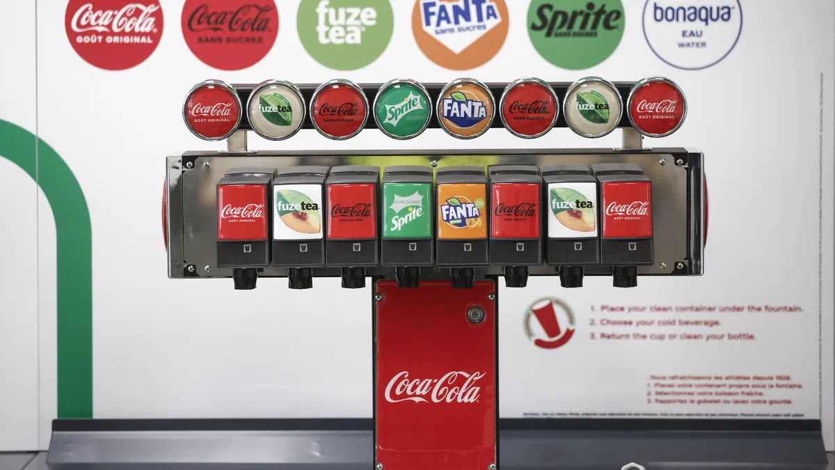 Здравни експерти призоваха МОК да прекъсне връзките си с Coca-Cola