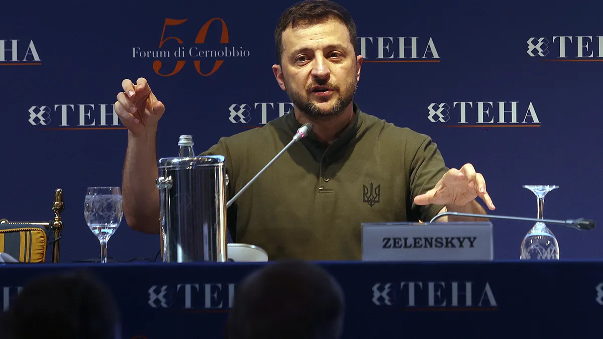 Зеленски на вихрена обиколка в Европа преди изборите в САЩ