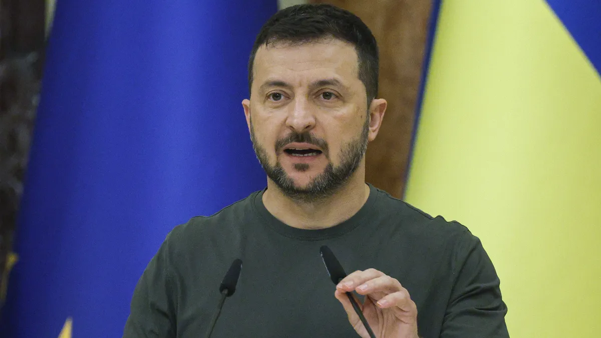 Зеленски: Нямаме разрешение от САЩ и Великобритания да нанасяме удари по цели в Русия 