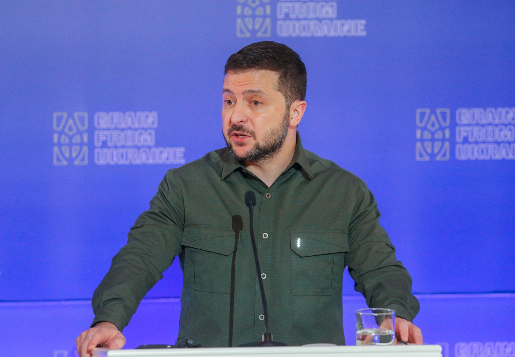 Зеленски: Украйна се нуждае от допълнителен газ и оръжия
